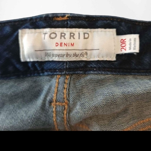 Torrid Denim Relaxed Boot Jeans Women’s Size 20R Dark Wash Stretch - Picture 5 of 9